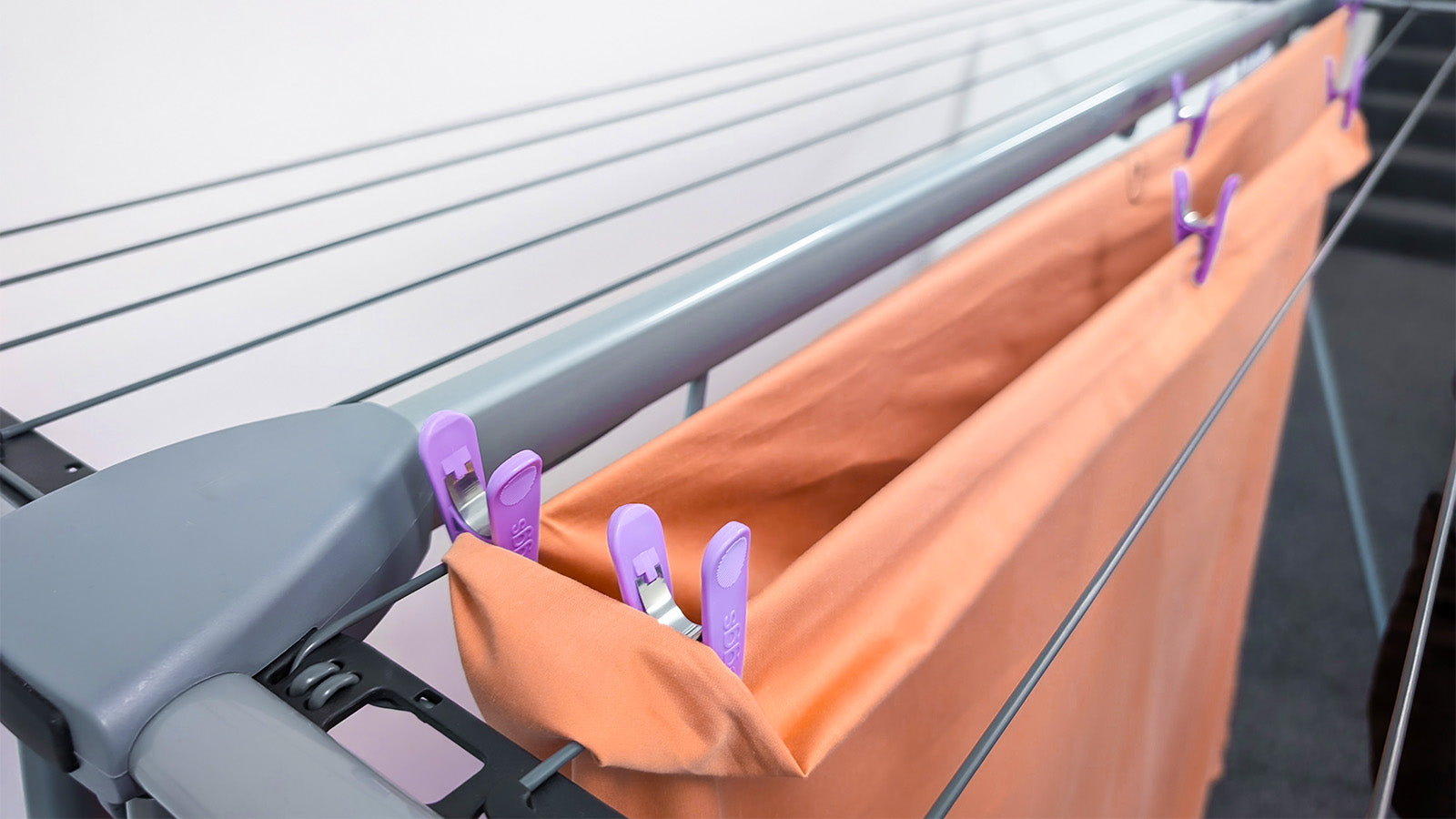 How to Dry Sheets on Your Deluxe Handy Line®