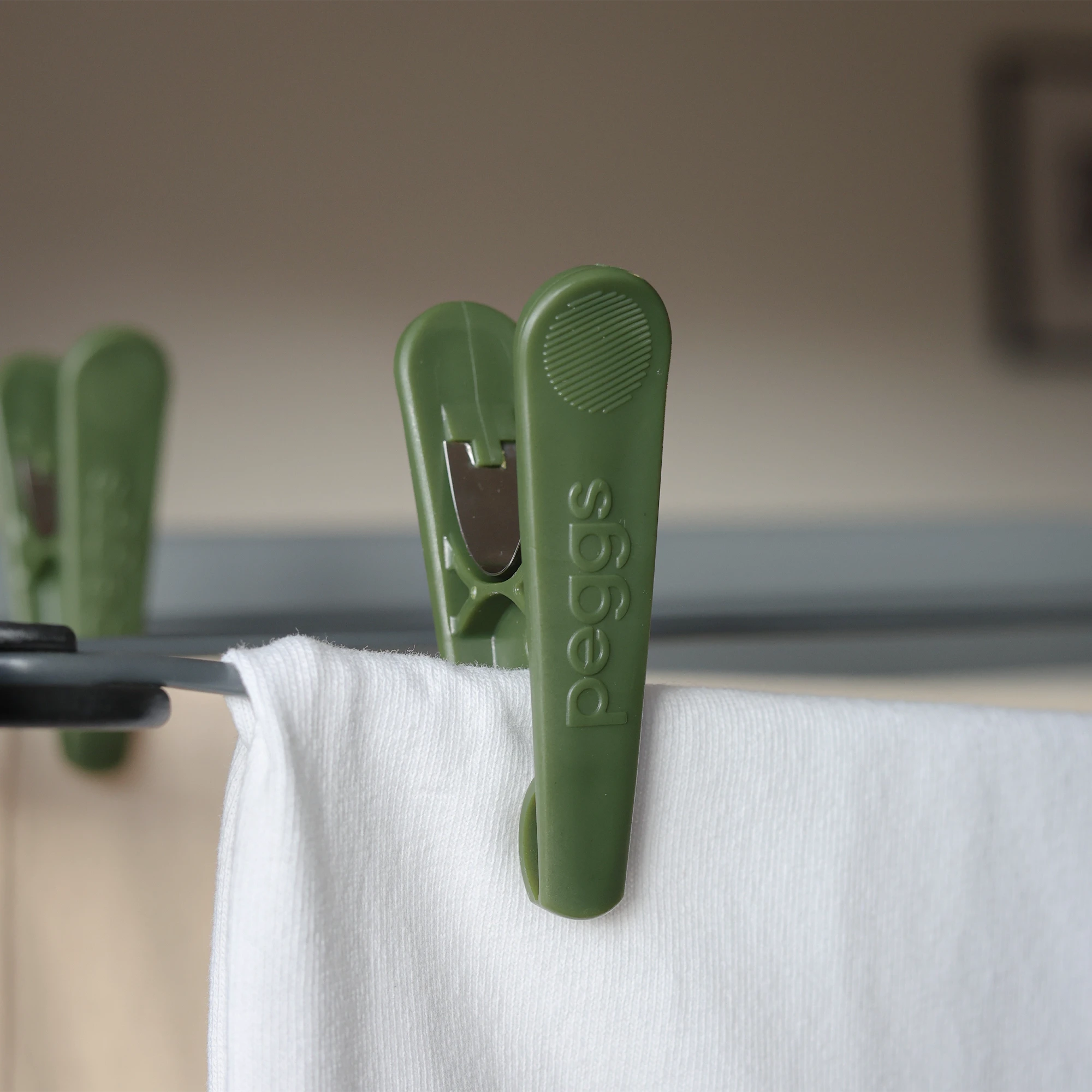 Premium Pegs